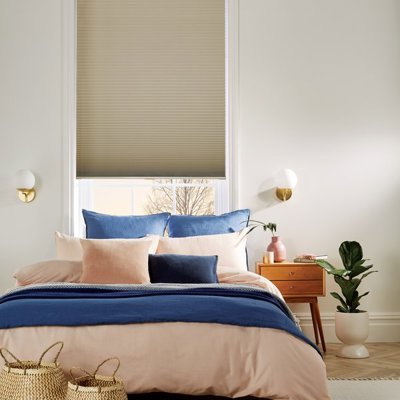 LL 2022 Cellular Luna Taupe Bed MAIL