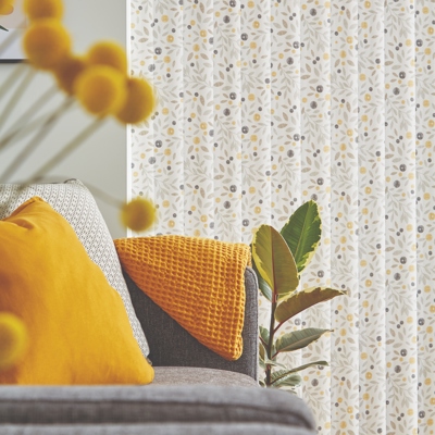 Ll 2022 Vertical Cotton Flower Ochre Liv Crop2