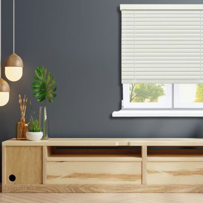 Vivid White Faux Wood Wooden Blind 2